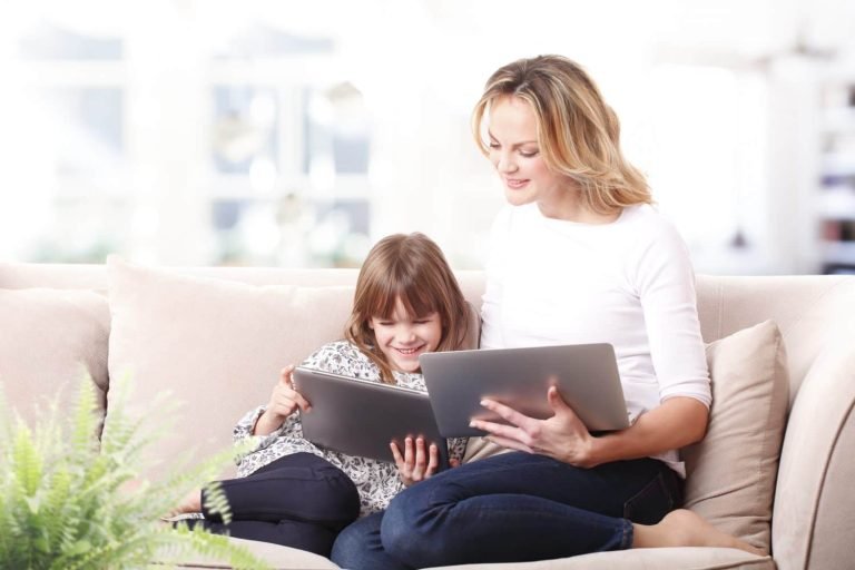 4 Ways I keep my family first while running my blog