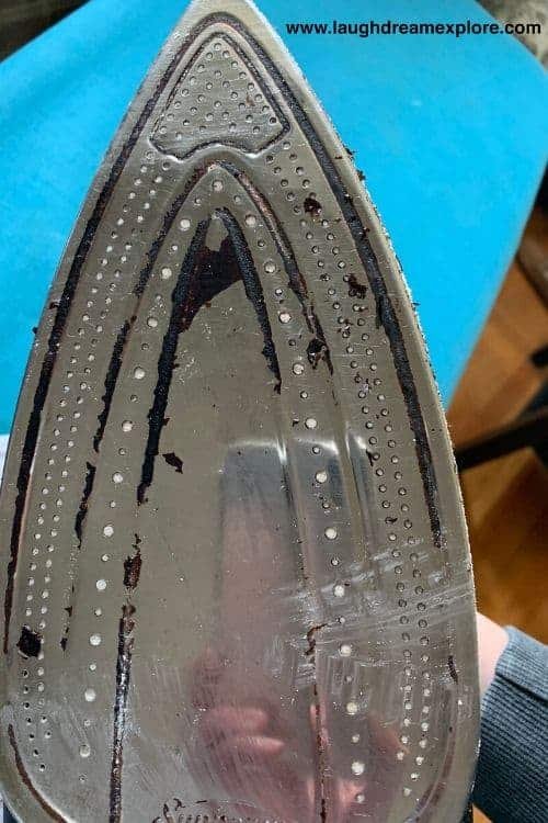 how to clean an iron