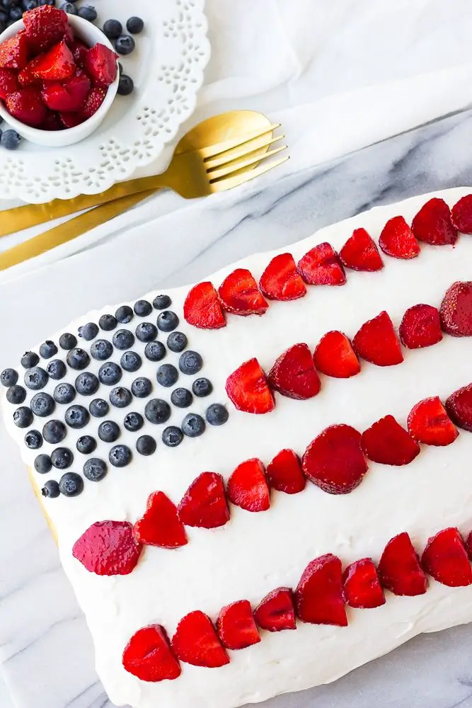 Recipe to make vegan vanilla flag cake