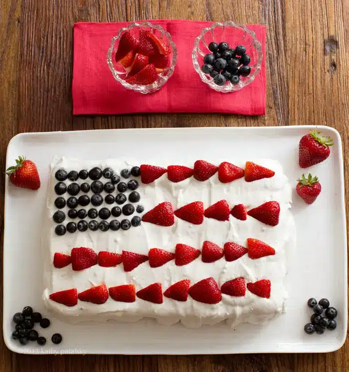 Recipe to make a vegan flag cake with lemon pound cake.