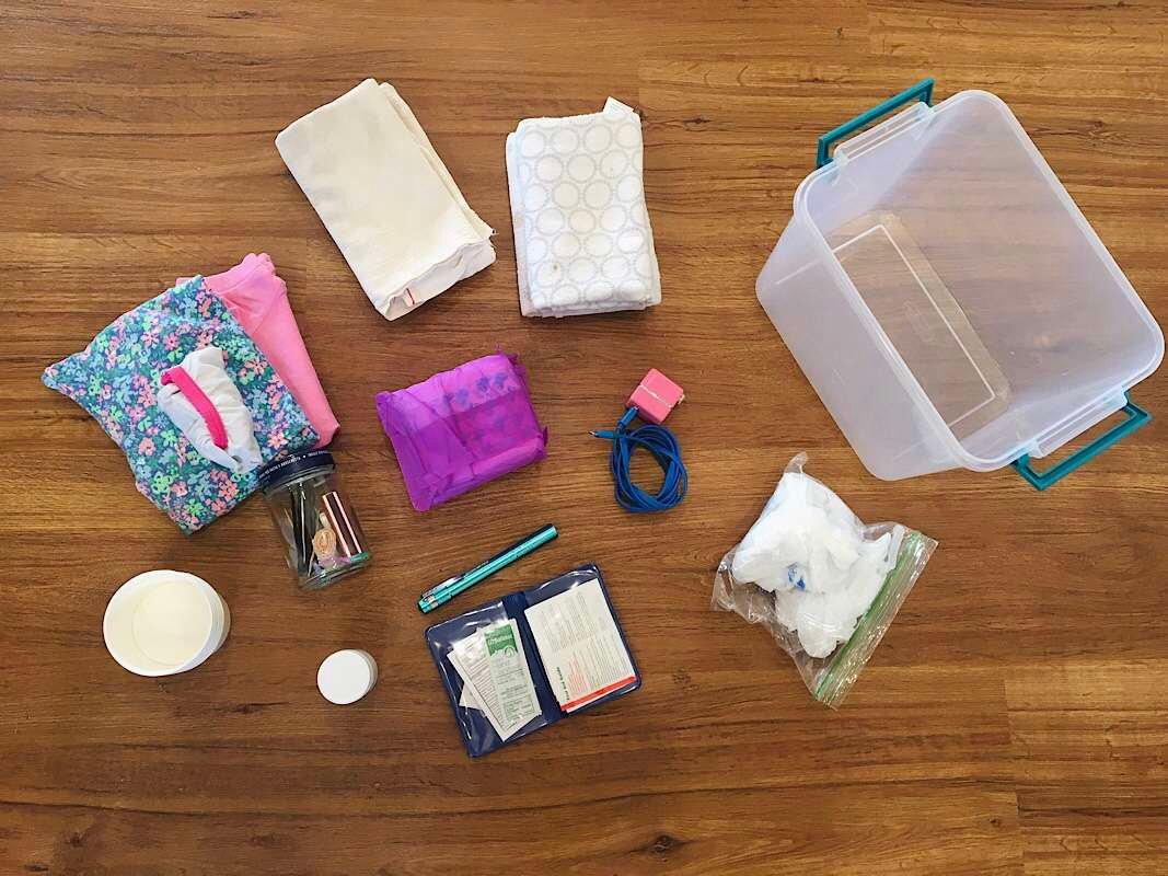 contents of kids emergency car kit