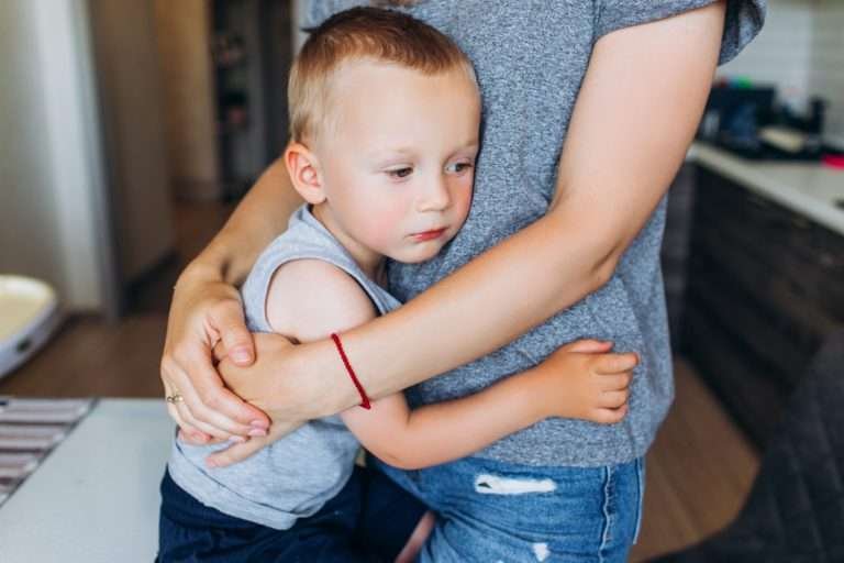 6 Ways To Make Up With Your Child After A Hard Day