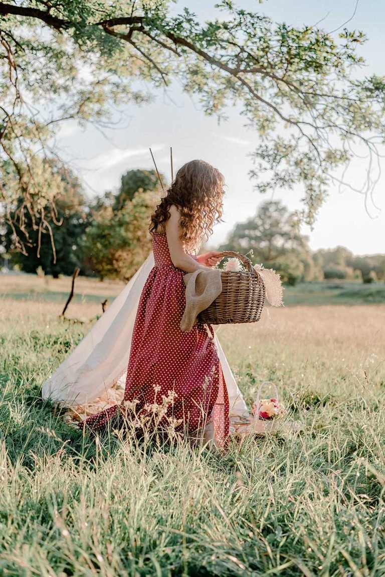 How to live positively regardless of old age?