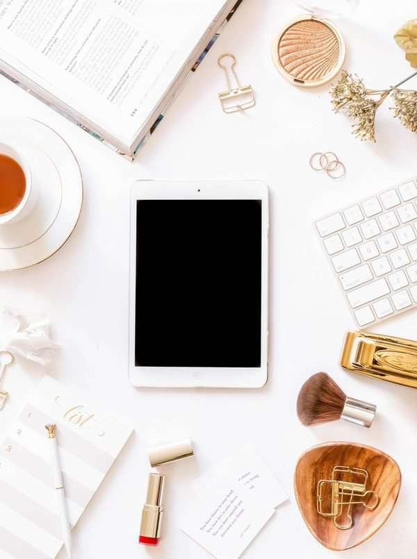 how to start a blog photo
