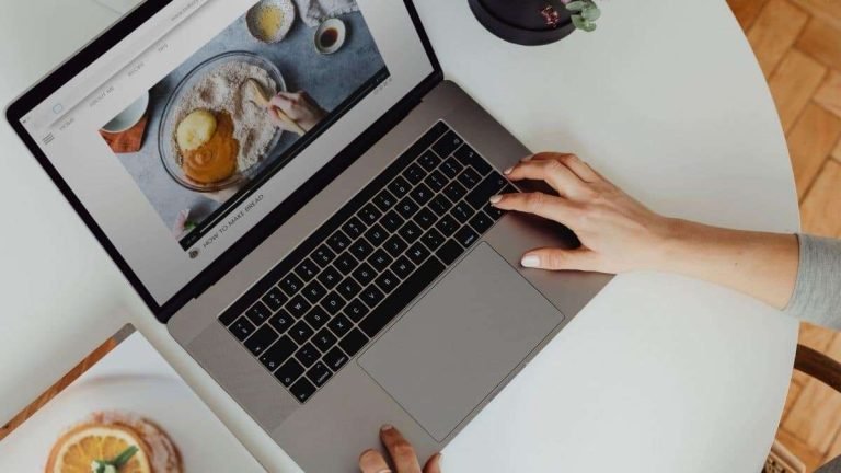 How to Easily Start a Blog