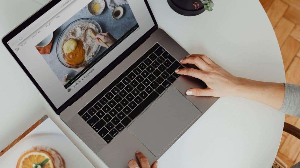 How to Easily Start a Blog