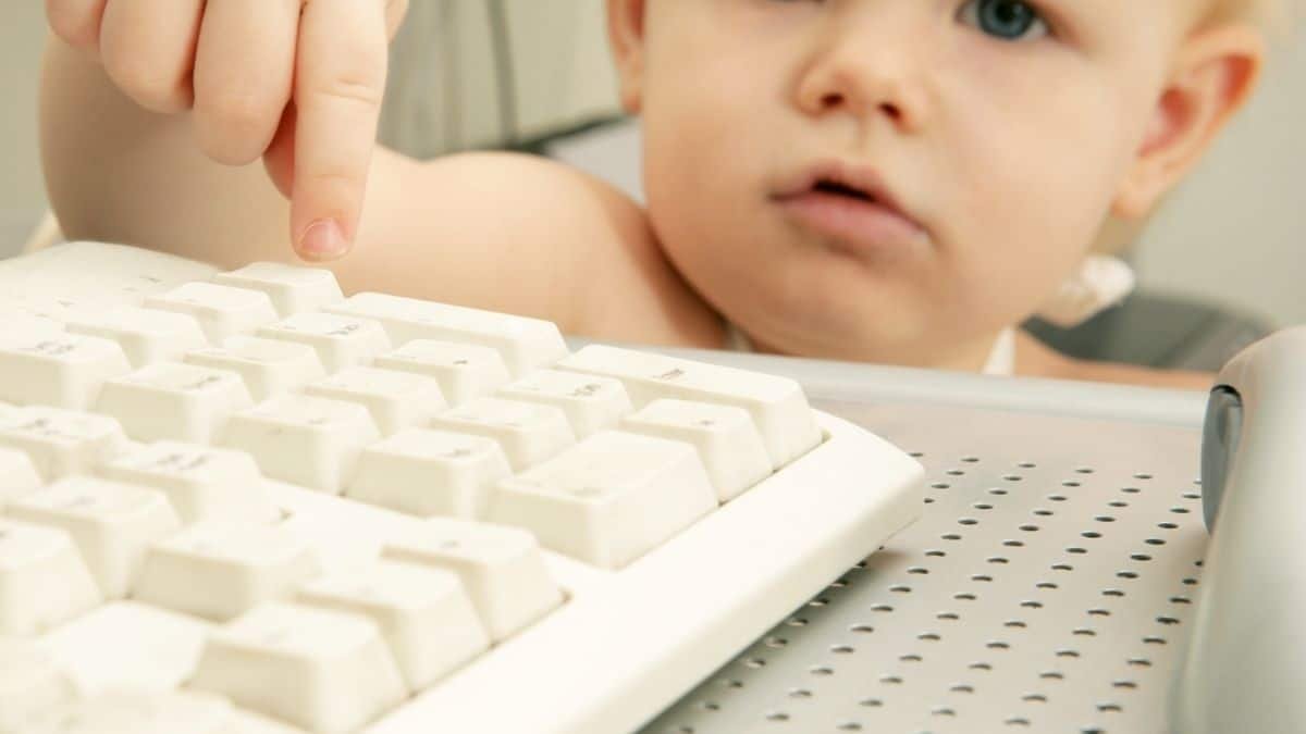 Things You Should Implement as a New Blogger
