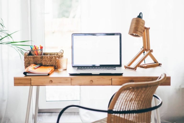 Setting Up a Home Office: Make It Comfortable and Productive