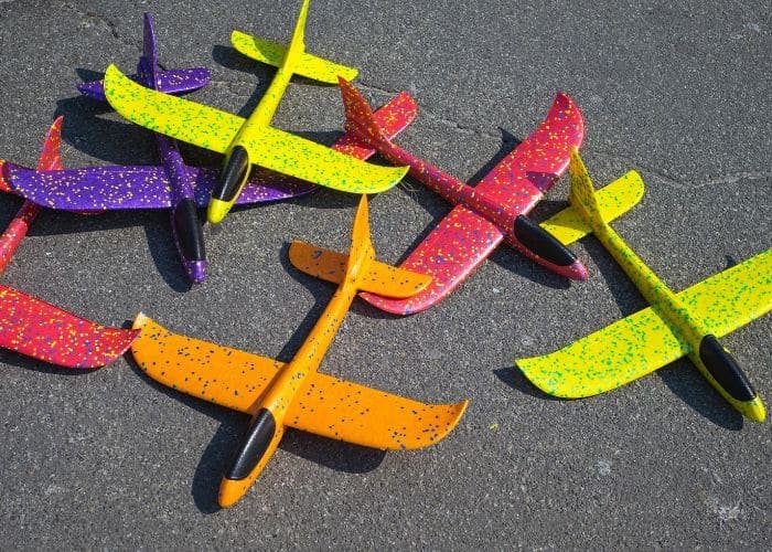 Airplane glider (toy)