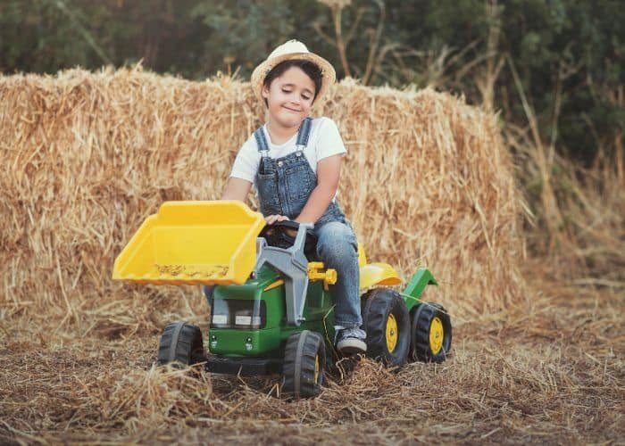 Farm tractor toy