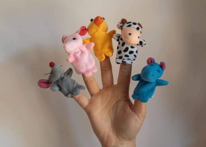 Hand puppets
