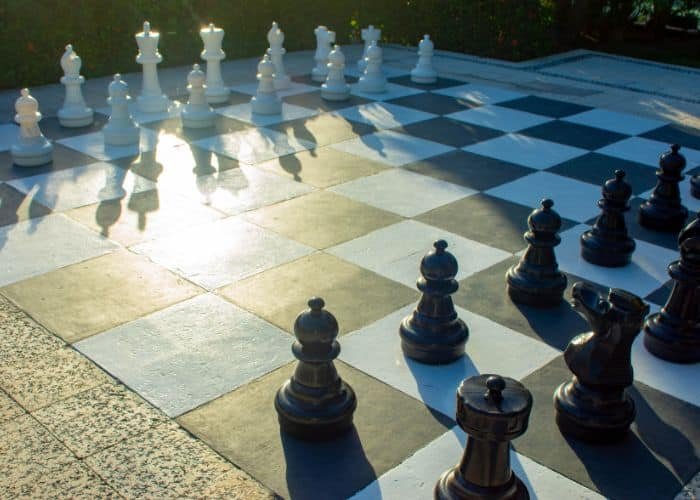 Oversized chess set