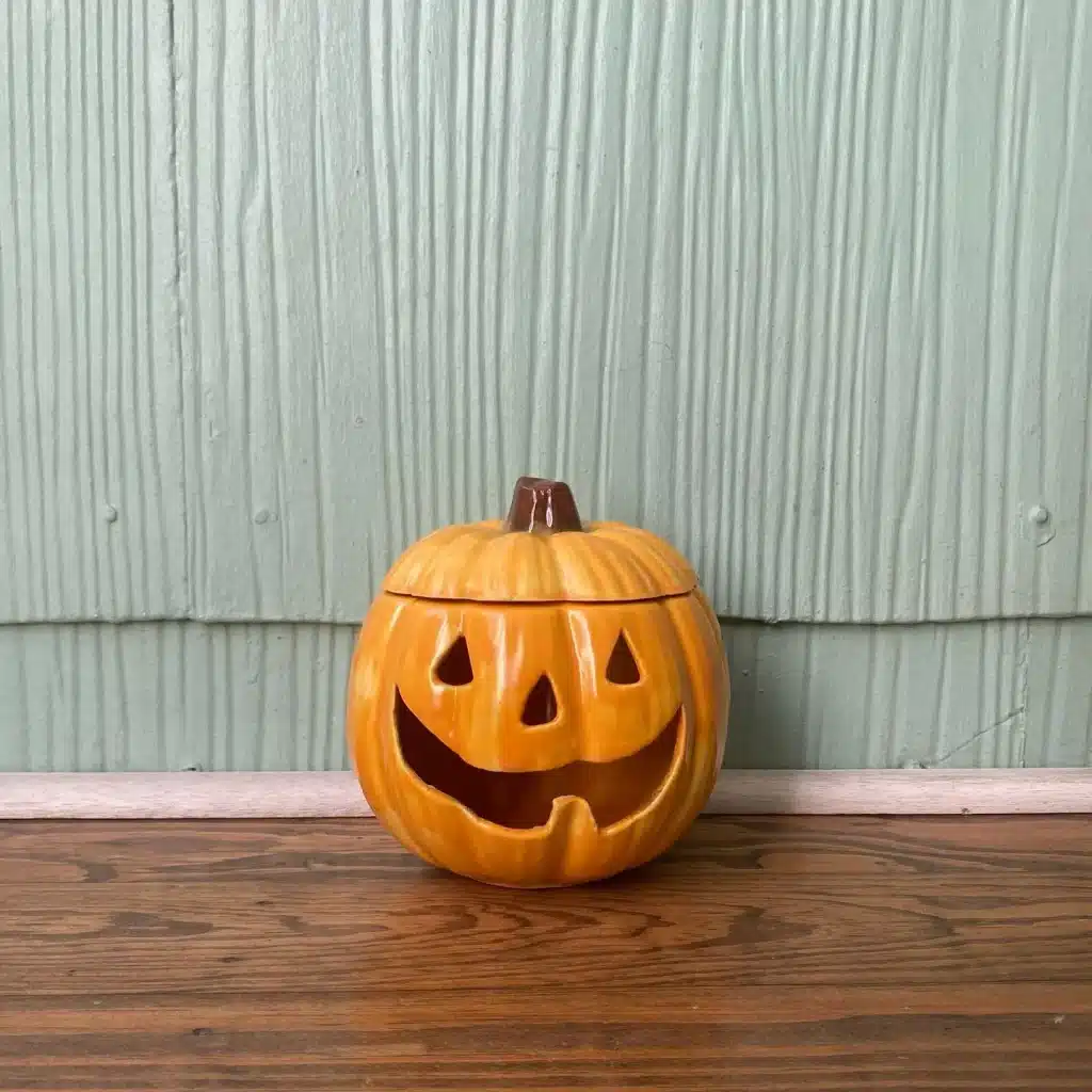 Retro Jack Pumpkin Carving Ideas